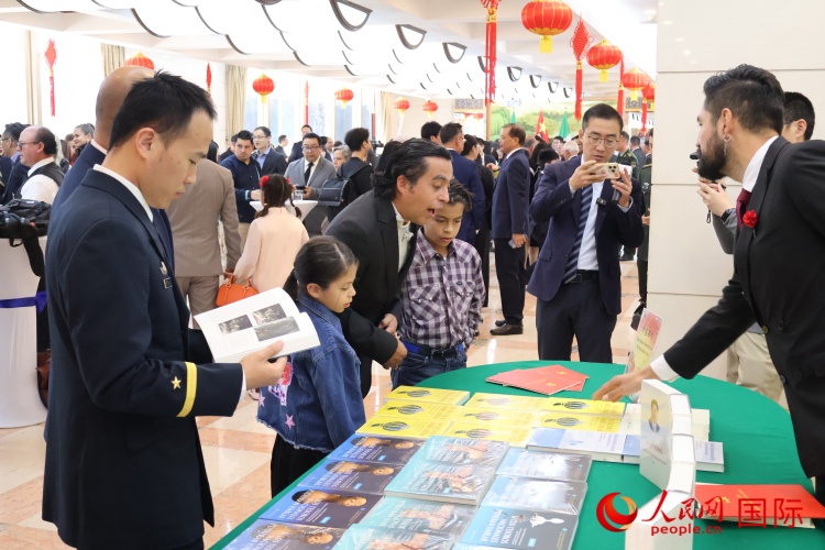 圖片為活動現(xiàn)場。人民網(wǎng) 埃內(nèi)斯托·多明戈斯攝